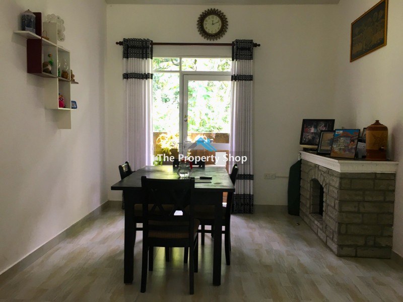 ull; 10 Perch house in "peradeniya ", Kandy.ull; Ideal for business purpose. ( Holiday Home)ull; 3 Bedrooms with 1 bathrooms Living, Dining and Kitchen Area.ull; Parking available for 2 vehicles in front space.ull; Water, Electricity, Telephone facilities are available.ull; 12F road access to the property.ull; Documents in orderull; Good neighbourhood.ull; Quiet natural surroundings.ull; Easy access to peardeniya townull; Taxi Stand, Shops, mini Supermarkets, Bank: 5 minutesull; Easy access to "peradeniya Town" only 10 minutes away.                                                       ull; City limit in just:         mahaknda town : 2Km                 To Kandy town: 7Km        Distance from house to the main road: 600mCall us for an appointment to visit the propertPlease contact us for more Details: Hotline - 0815662566 / 0777 507 501Genuine buyers only.NO BROKERS PLEASE..Visit our website for more properties.